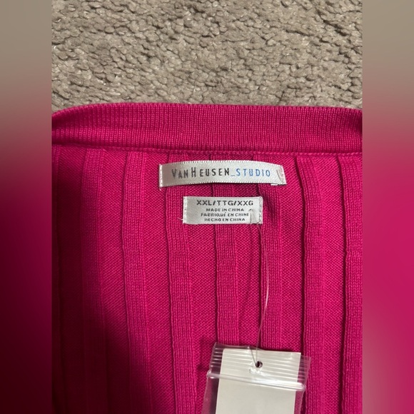 NEW Van Heusen - Women's V Neck Button Cardigan Sweater Size XXL - Picture 4 of 8